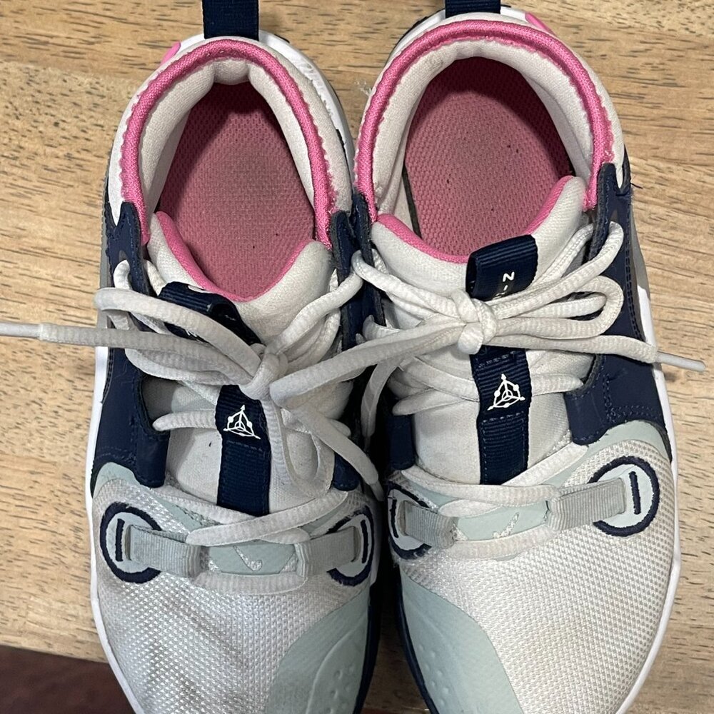 Nike Air Zoom Crossover 2 Kids Basketball Shoes Size 2Y White Navy Pink - Picture 4 of 10
